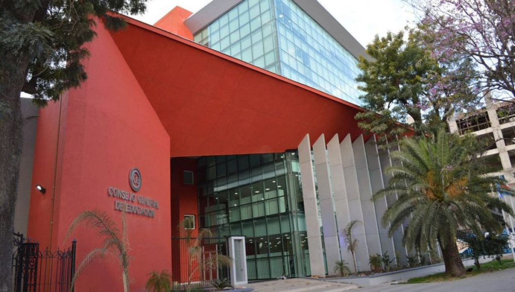 Cambio de horarios de ingreso por período invernal en las escuelas públicas de Santiago Del Estero