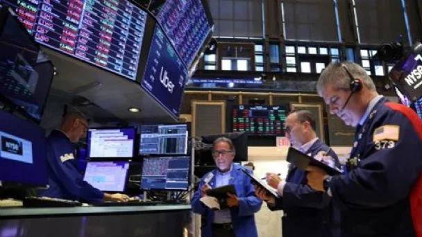 Reacción positiva en los mercados tras decisiones del Banco Central y el fallo contra Cristina Kirchner