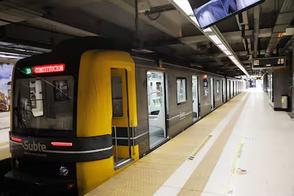 Paro de subtes: a partir de qué hora no funcionarán las líneas este lunes