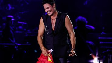 Chayanne arrasa en su regreso a la Argentina: en cuestión de minutos agotó su quinto show en el Movistar Arena