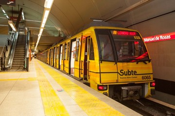 Los metrodelegados anunciaron un paro de subte para el lunes en todas las líneas