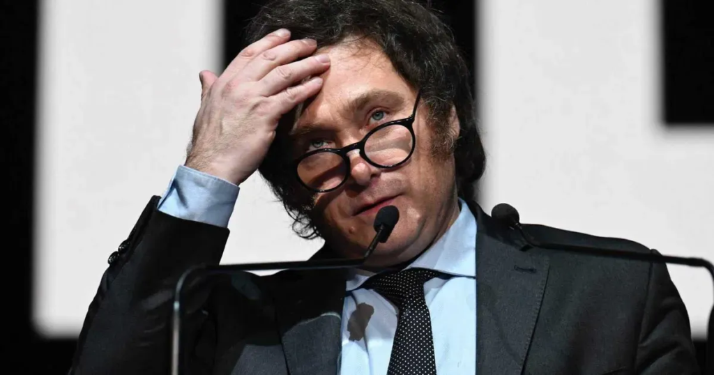 Javier Milei vetó el aumento a jubilaciones y la ley de emergencia en discapacidad