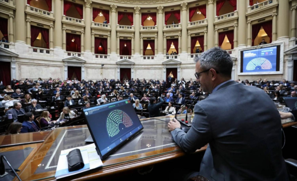 Cómo quedó la Cámara de Diputados: LLA 107 y peronismo 98, la nueva polarización política